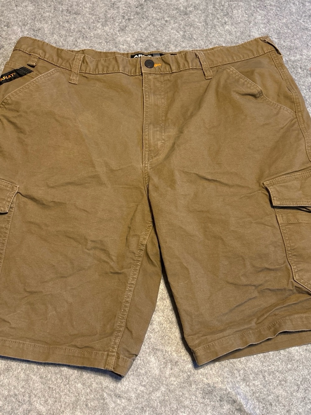 Ariat Men's Olive-Brown Cargo Shorts with Utility Pockets